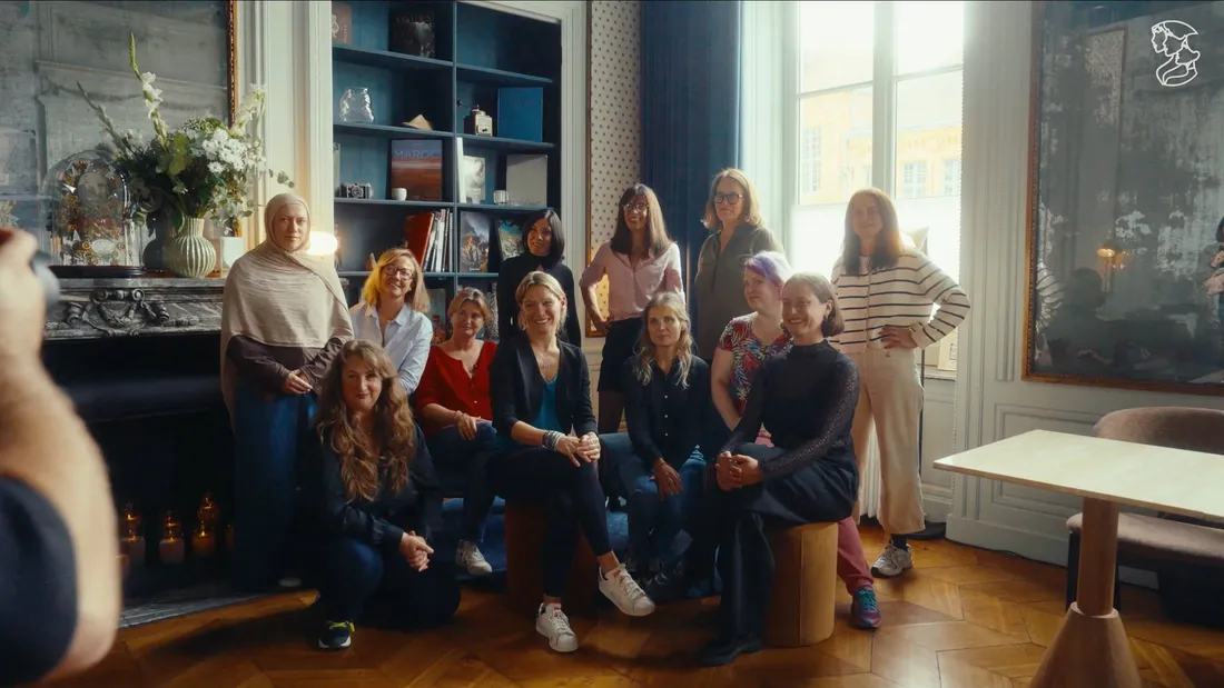 Finalistes du concours Amazing Ladies 2025 sur la scène de la cérémonie, à Lille